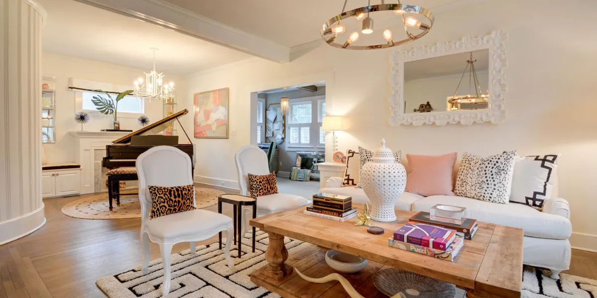 The Differences Between Physical Home Staging and Virtual Home Staging